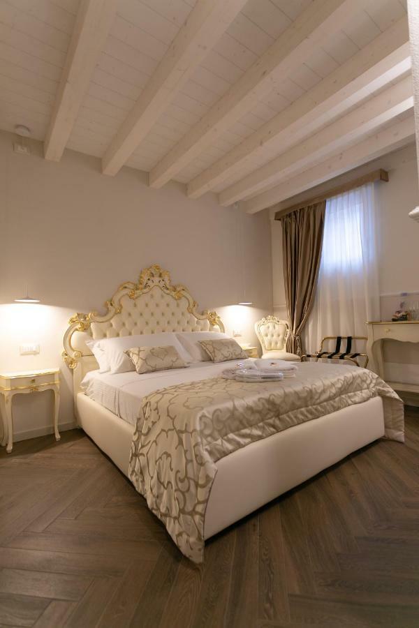 Hotel Ca' Vittoria Boutique House Chioggia Extérieur photo