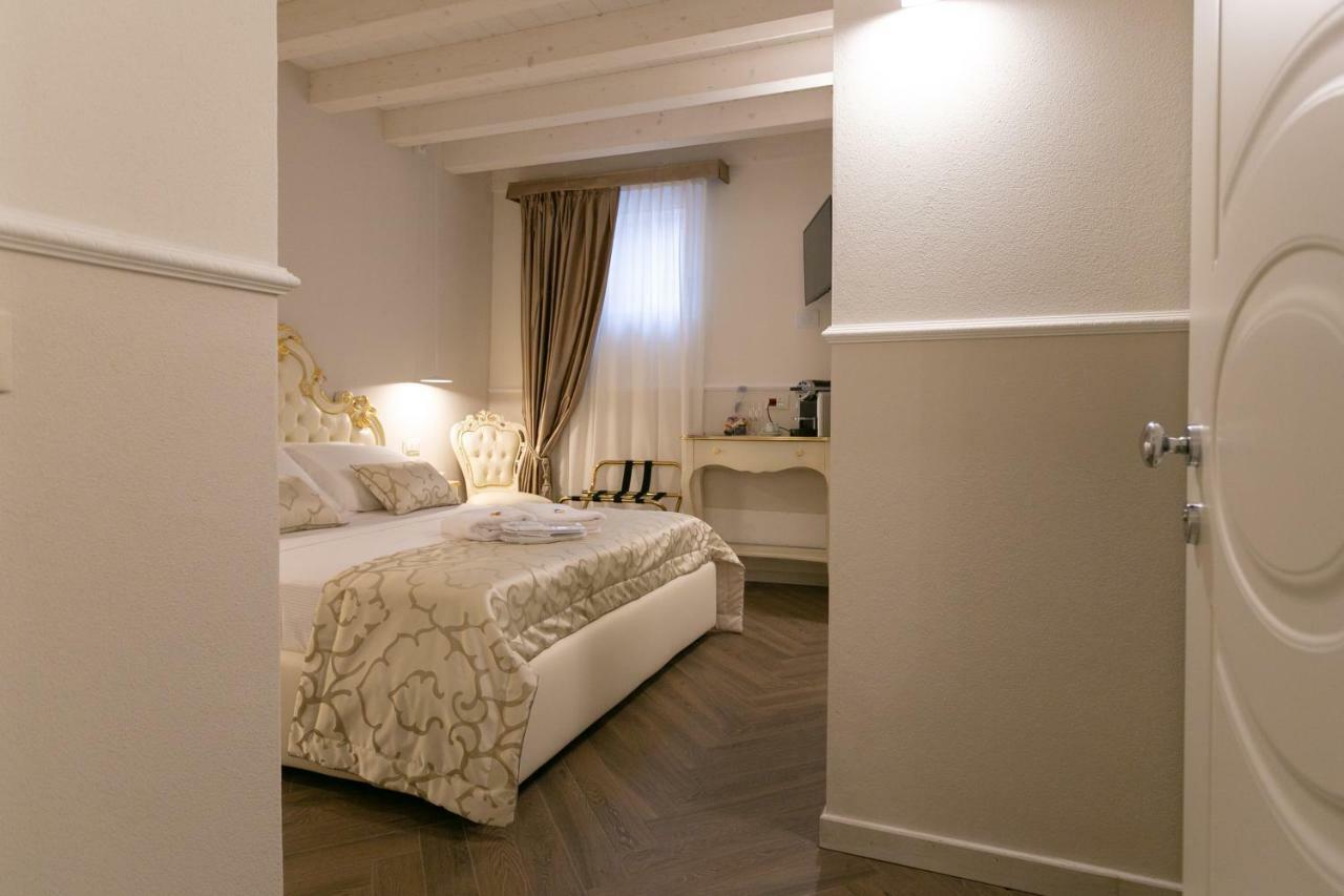 Hotel Ca' Vittoria Boutique House Chioggia Extérieur photo