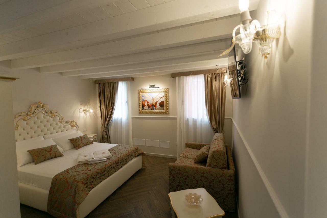 Hotel Ca' Vittoria Boutique House Chioggia Extérieur photo