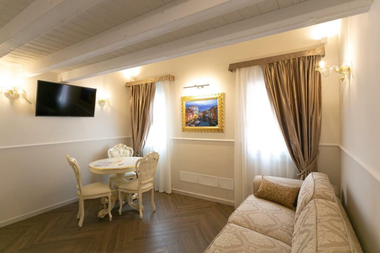 Hotel Ca' Vittoria Boutique House Chioggia Extérieur photo