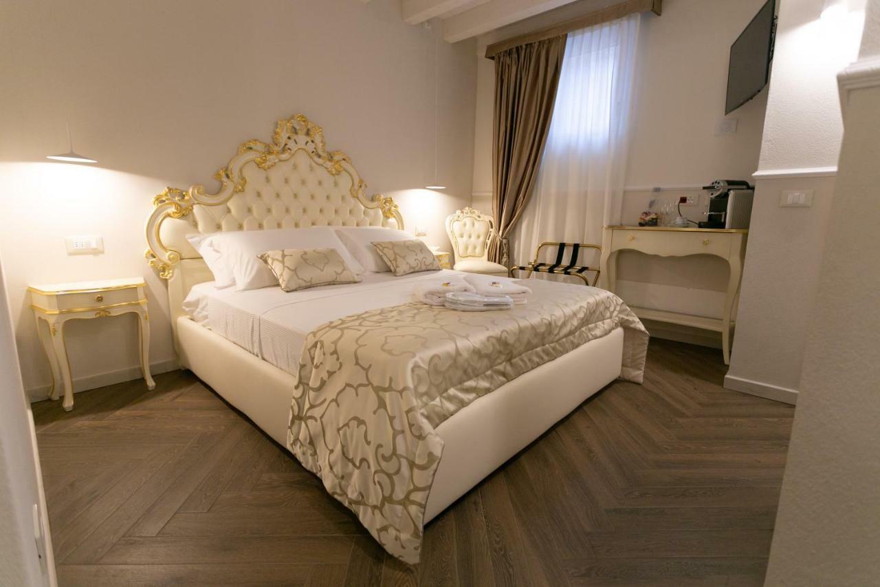 Hotel Ca' Vittoria Boutique House Chioggia Extérieur photo