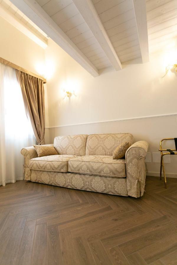 Hotel Ca' Vittoria Boutique House Chioggia Extérieur photo